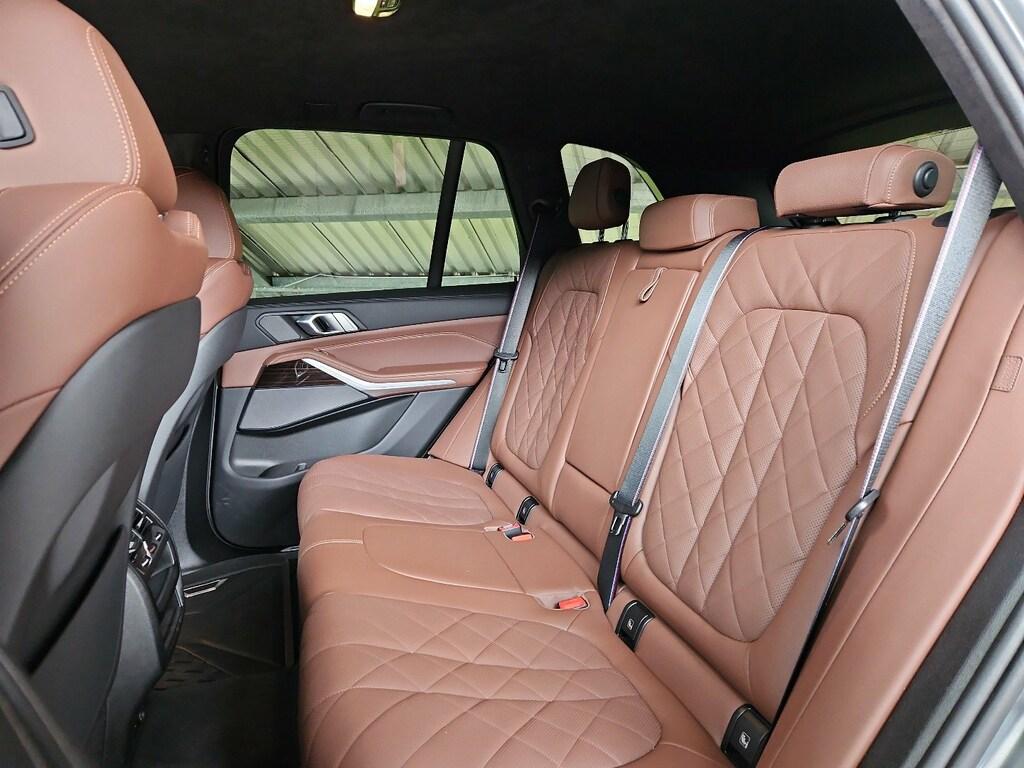 BMW X5 xdrive40d mhev 48V Msport auto