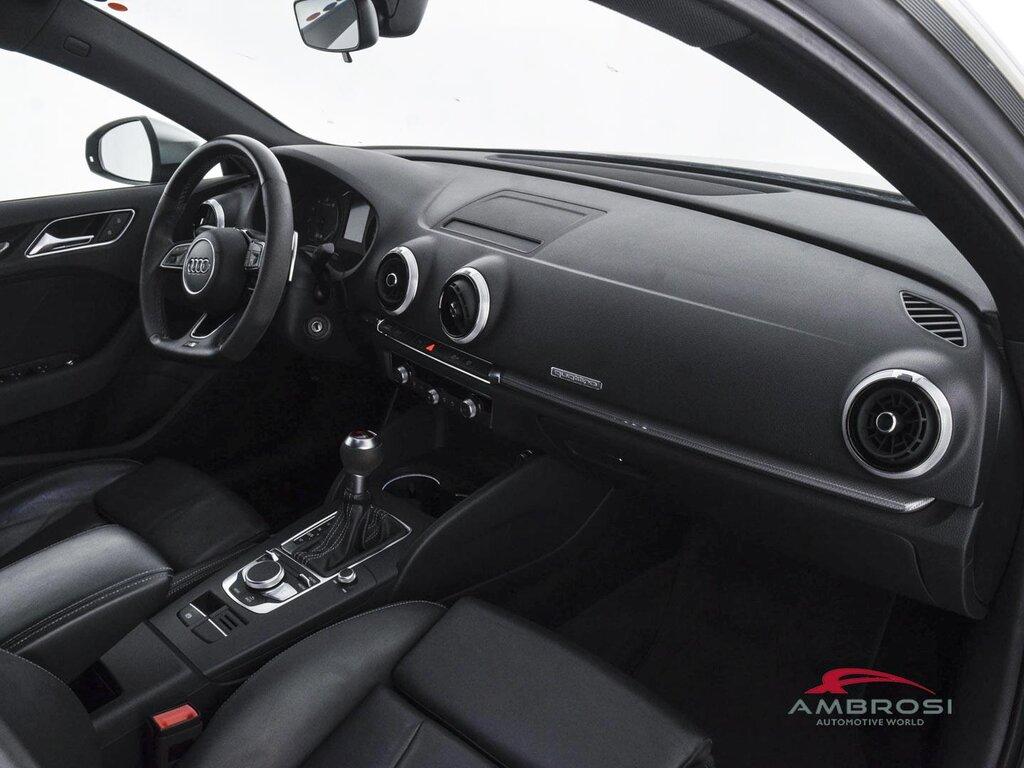 Audi RS3 Sportback 2.5 tfsi quattro s-tronic