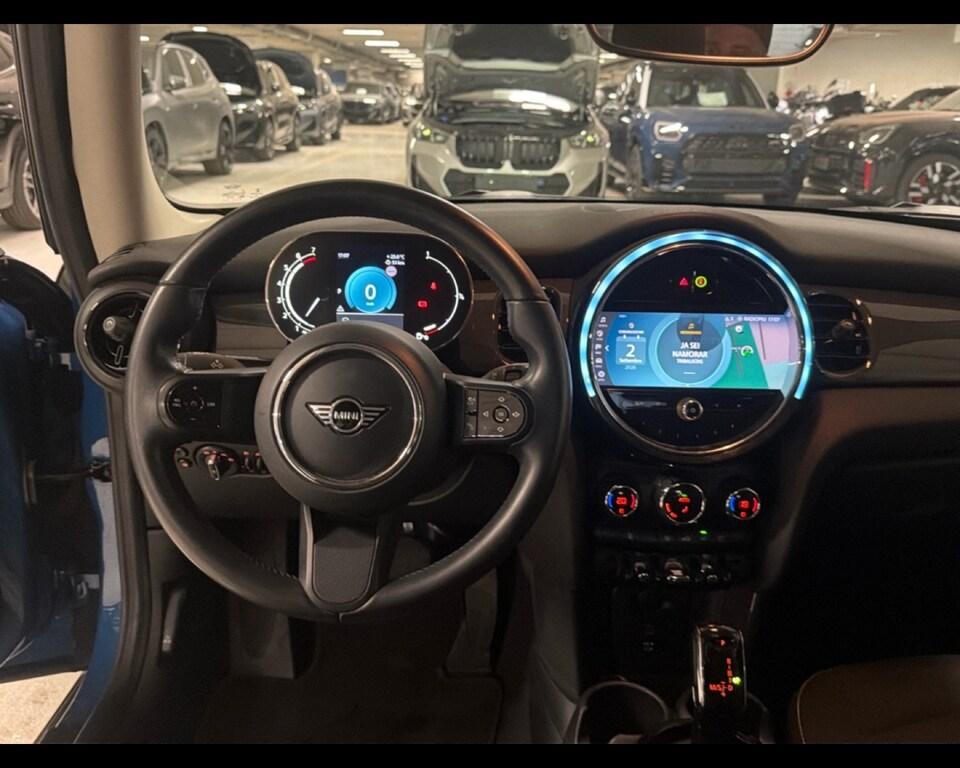 Mini Cooper 1.5 TwinPower Turbo Cooper Business DCT