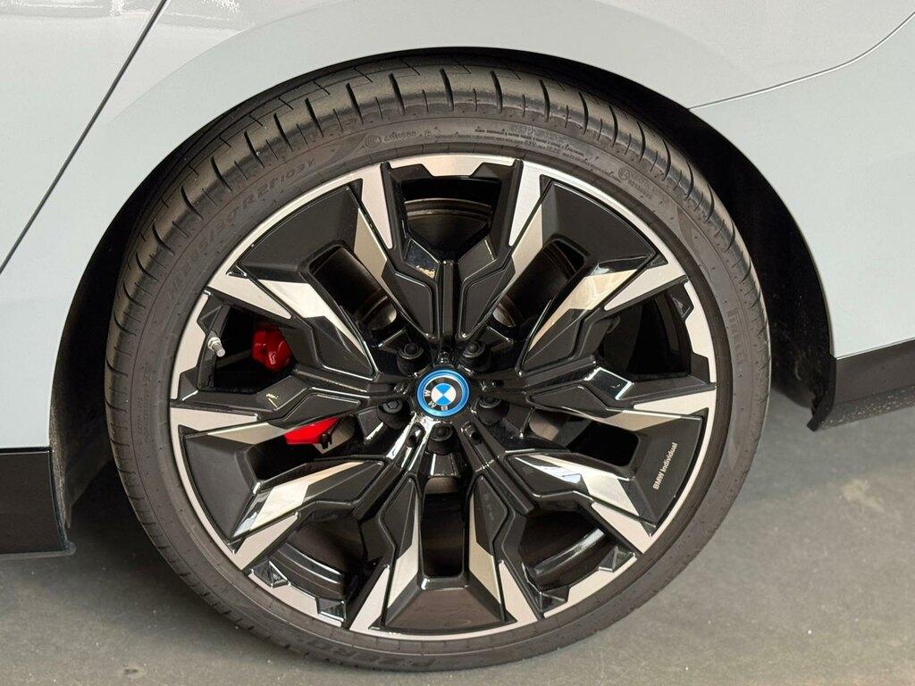 BMW i5 edrive40 Msport