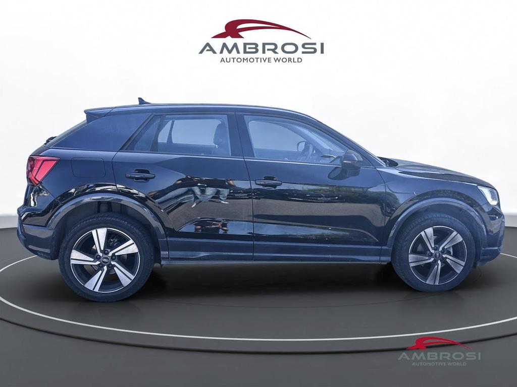 Audi Q2 30 2.0 tdi Identity Black s-tronic