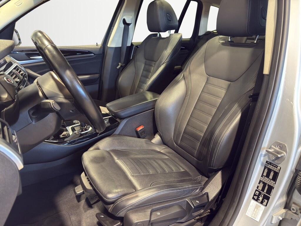 BMW X3 xdrive20d mhev 48V xLine auto