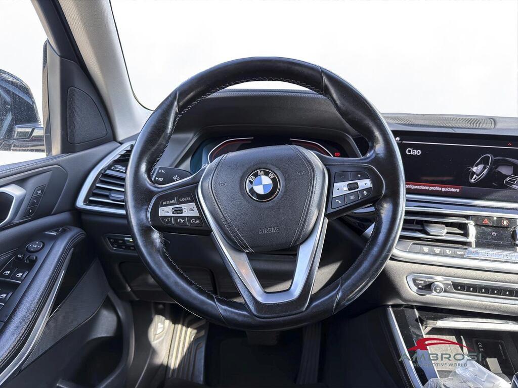BMW X5 xdrive30d mhev 48V xLine auto