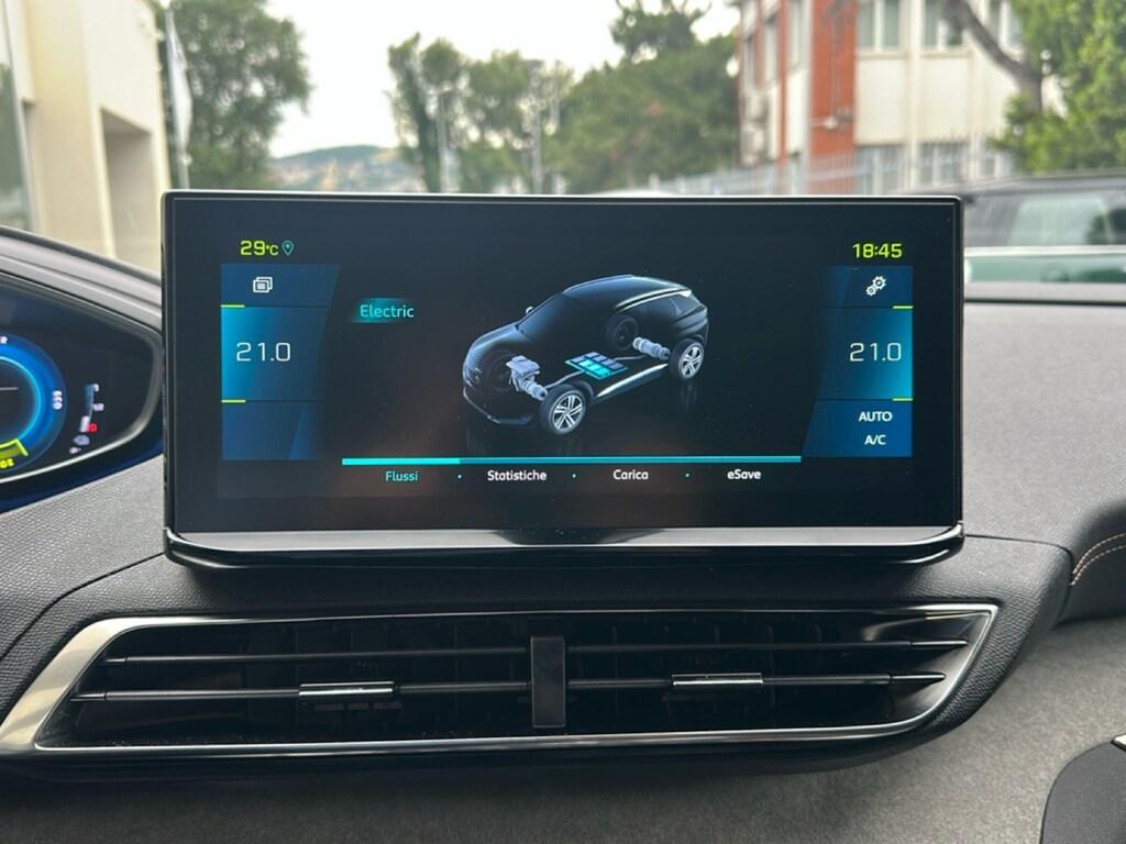 Peugeot 3008 1.6 hybrid4 GT 300cv e-eat8