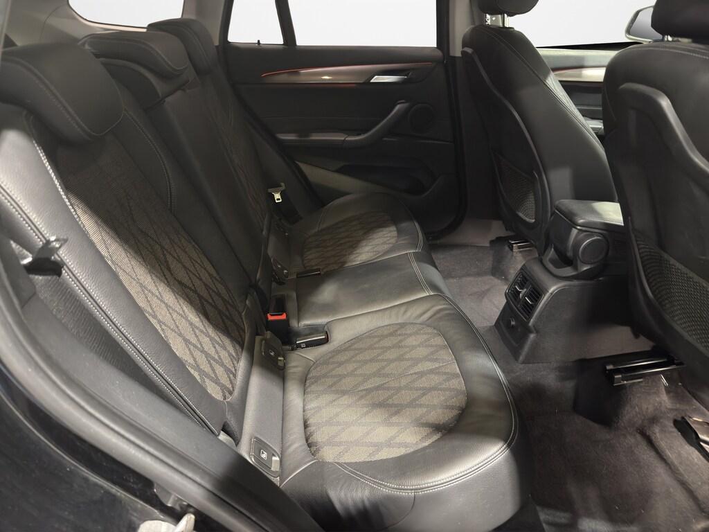 BMW X1 sdrive18d xLine auto my18