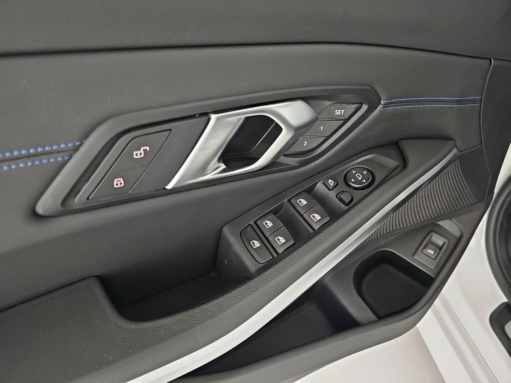 BMW Serie 3 320d Touring mhev 48V Msport xdrive auto