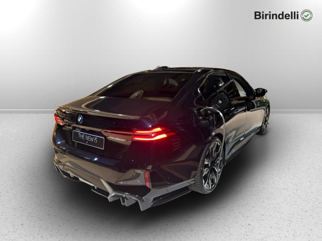 BMW i5 M60 auto
