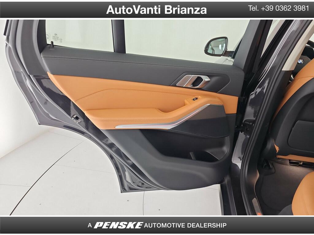 BMW X5 xdrive30d mhev 48V xLine auto