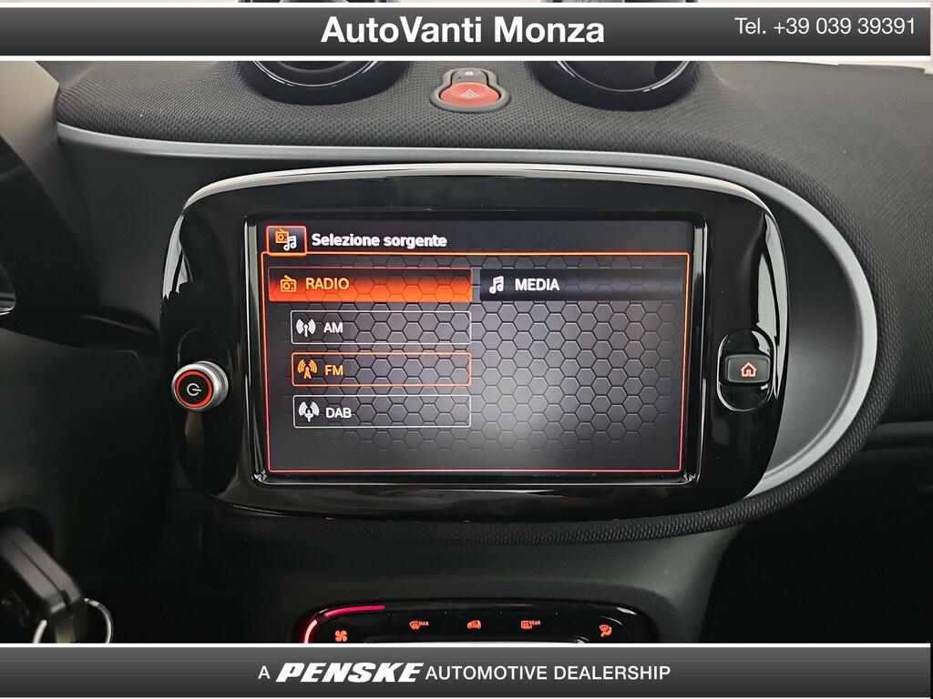 Smart fortwo eq Berlin Black Passion