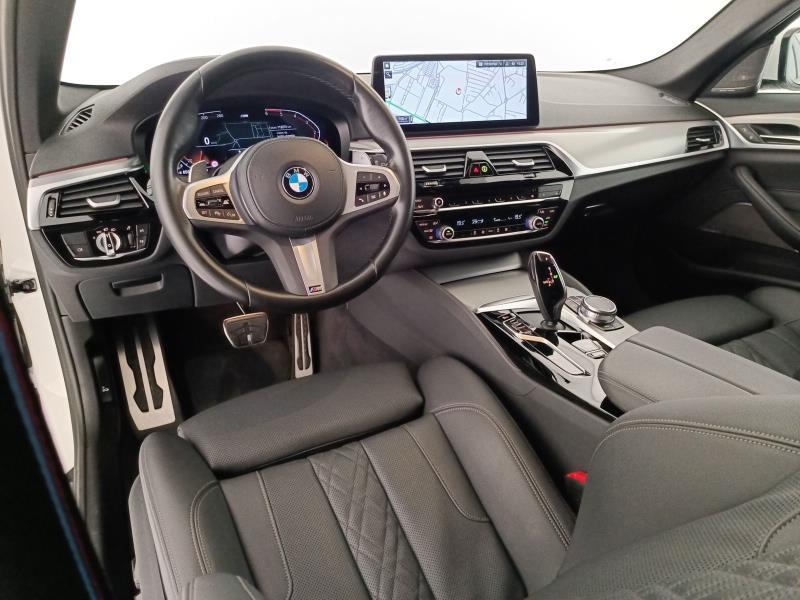BMW Serie 5 530d Touring mhev 48V xdrive Msport auto