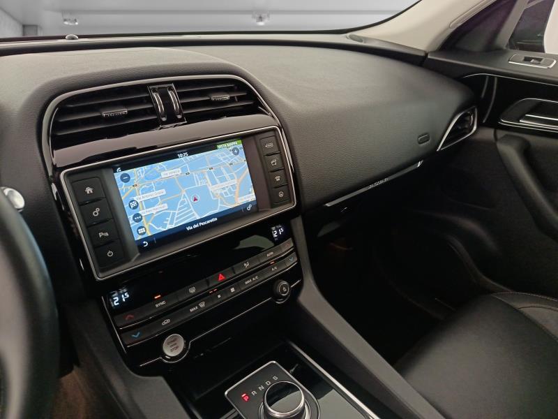 Jaguar F-Pace 2.0d Prestige awd 180cv auto