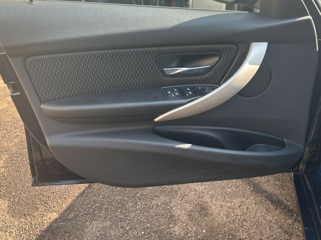 BMW Serie 3 318d Touring auto
