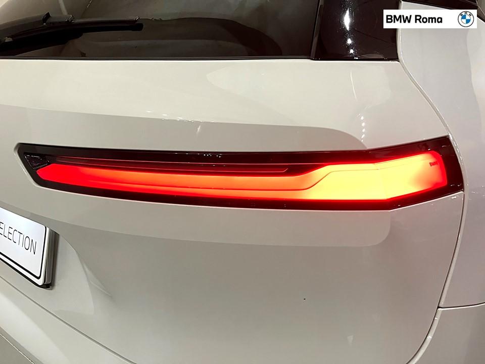 BMW iX xdrive40 pacchetto sportivo