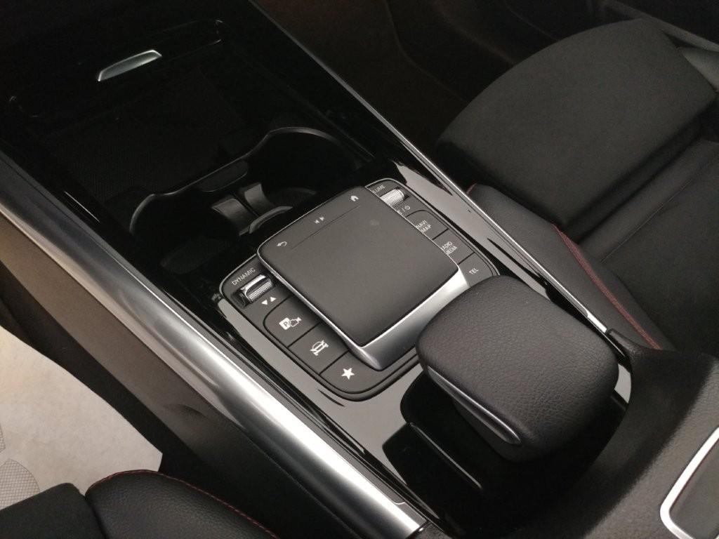 Mercedes GLA 180 d Sport auto