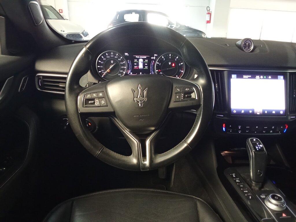 Maserati Levante 2.0 mhev Executive 330cv auto