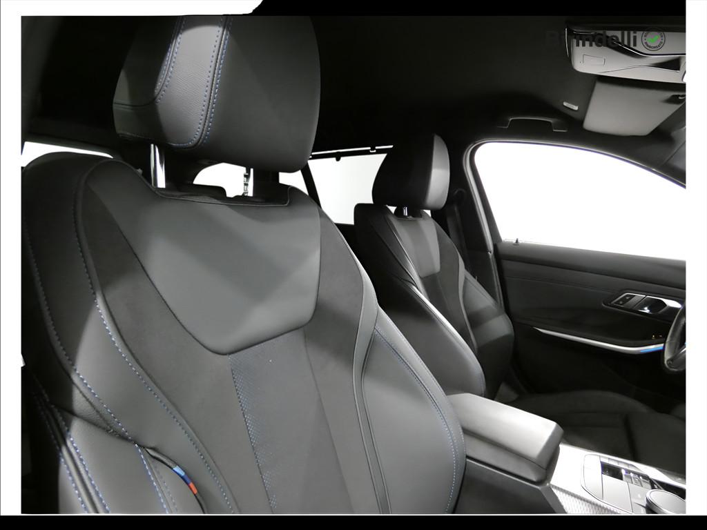 BMW Serie 3 320d Touring mhev 48V Msport auto