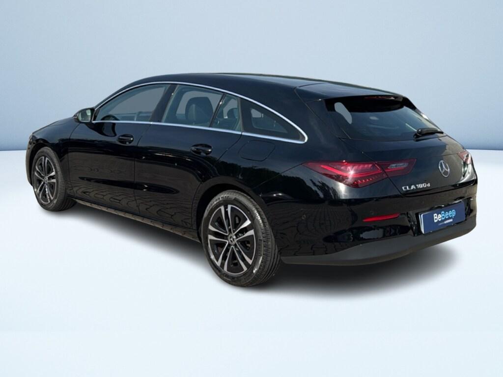 Mercedes CLA Shooting Brake 180 d Advanced auto