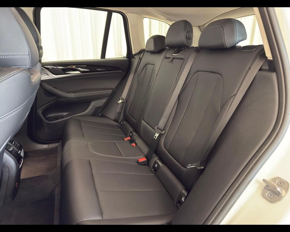 BMW X3 xdrive20d mhev 48V auto