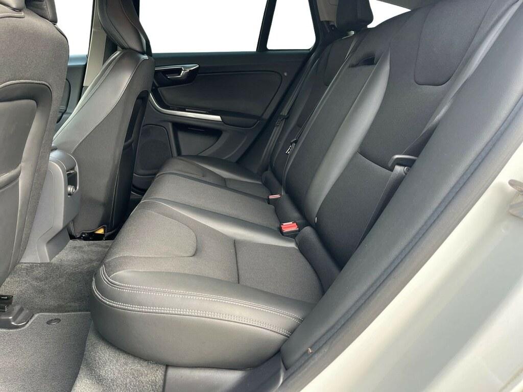 Volvo V60 2.0 D3 Momentum geartronic