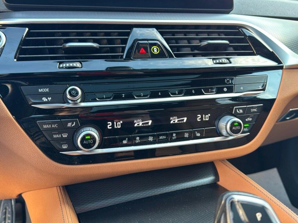 BMW Serie 5 540d Touring mhev 48V xdrive Msport auto