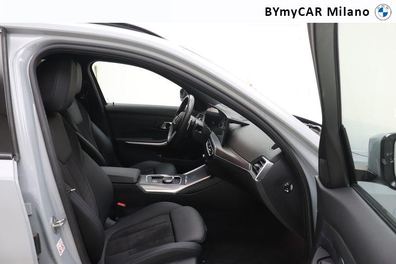 BMW Serie 3 320d Touring mhev 48V Msport xdrive auto