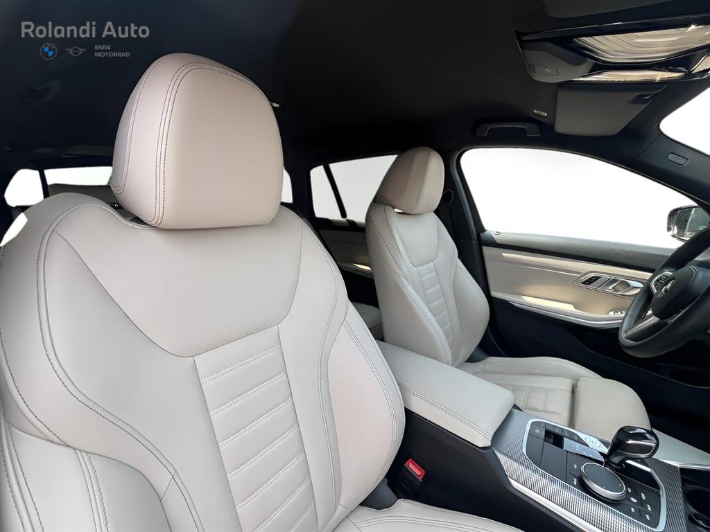 BMW Serie 3 320d Touring mhev 48V xdrive Msport auto
