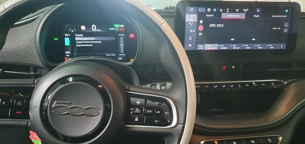 Fiat 500 e 3+1 La Prima