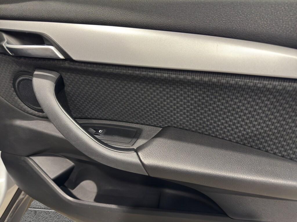 BMW X1 sdrive18i Advantage 136cv auto