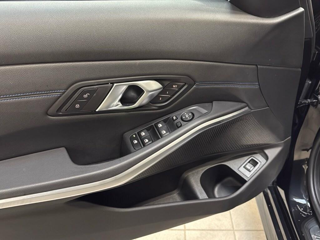 BMW Serie 3 320d Touring mhev 48V Msport xdrive auto