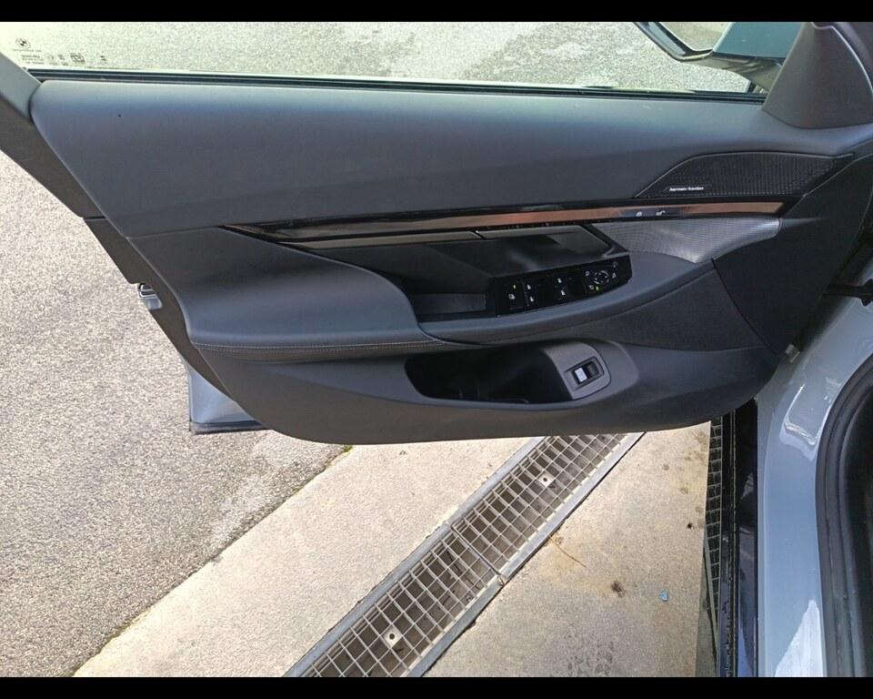 BMW Serie 5 520d Touring 48V xdrive M Sport Pro auto