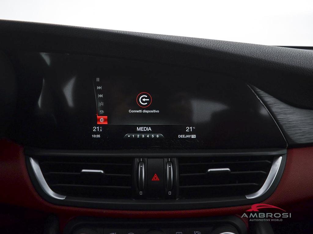 Alfa Romeo Giulia 2.2 t Business Sport Launch Edition 180cv auto