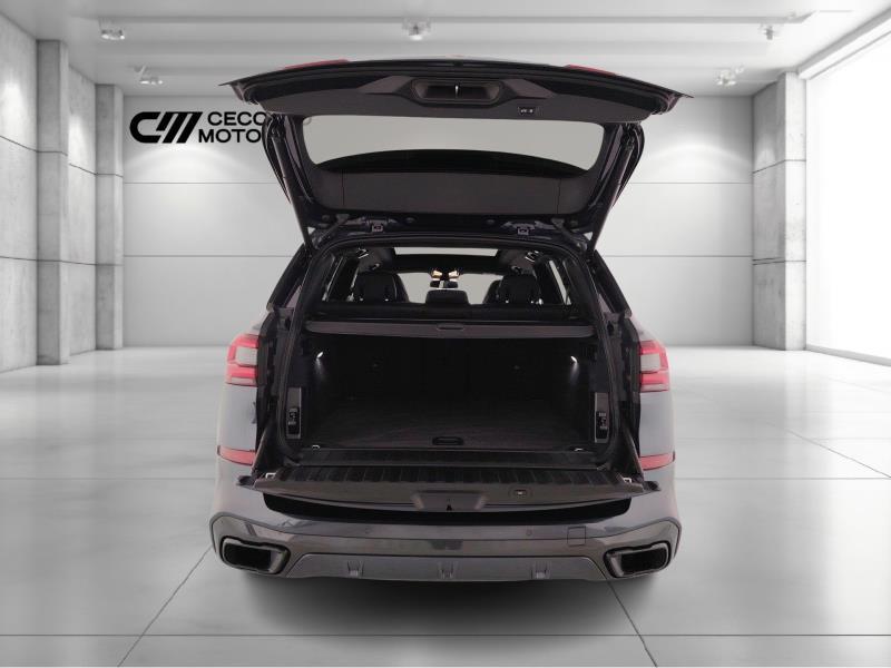 BMW X5 xdrive40d mhev 48V Msport auto