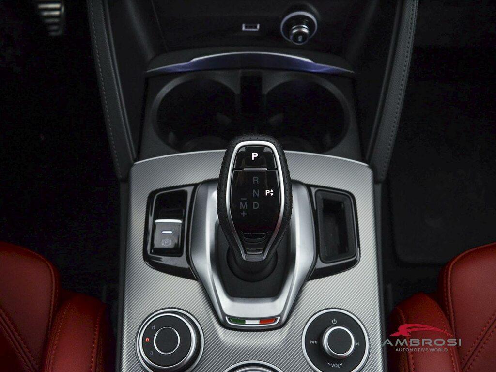 Alfa Romeo Stelvio 2.2 t Veloce Ti Q4 210cv auto
