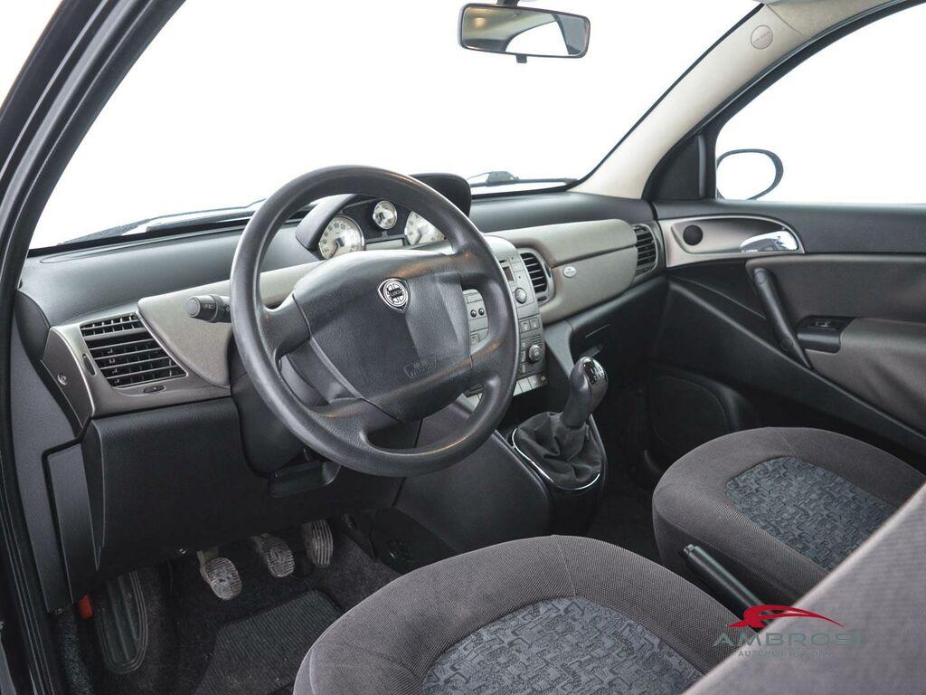 Lancia Ypsilon 1.3 mjt Platino