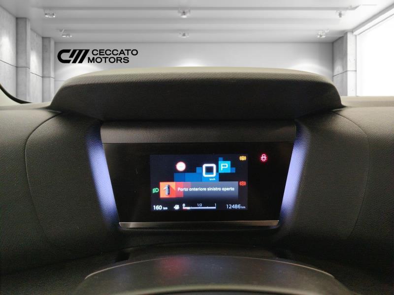 Citroen C4 X 1.2 hybrid Business 136cv e-dcs6