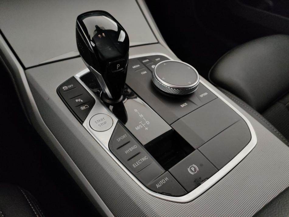 BMW Serie 3 330e Business Advantage auto