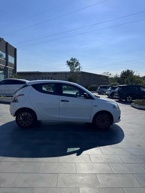 Lancia Ypsilon 1.0 hybrid Silver s&s 70cv