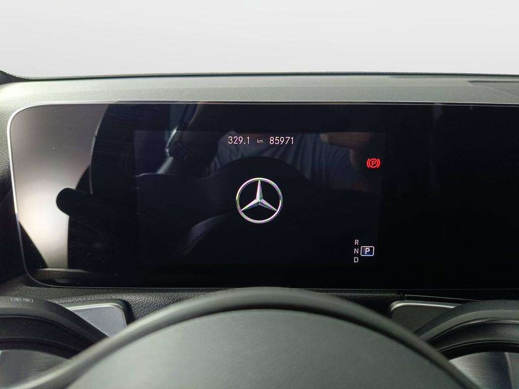 Mercedes GLB 180 d Sport auto
