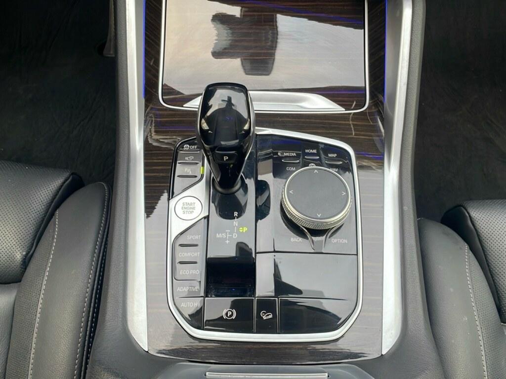 BMW X6 xdrive40i mhev 48V Business auto