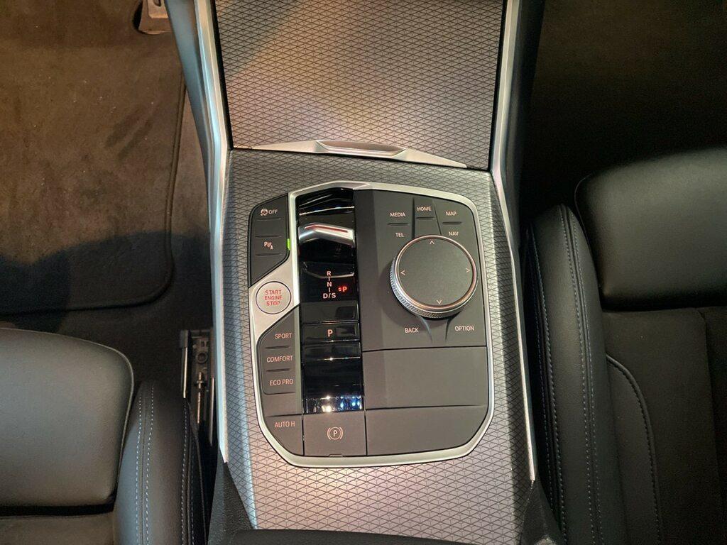 BMW Serie 3 M M340i Touring mhev 48V xdrive auto