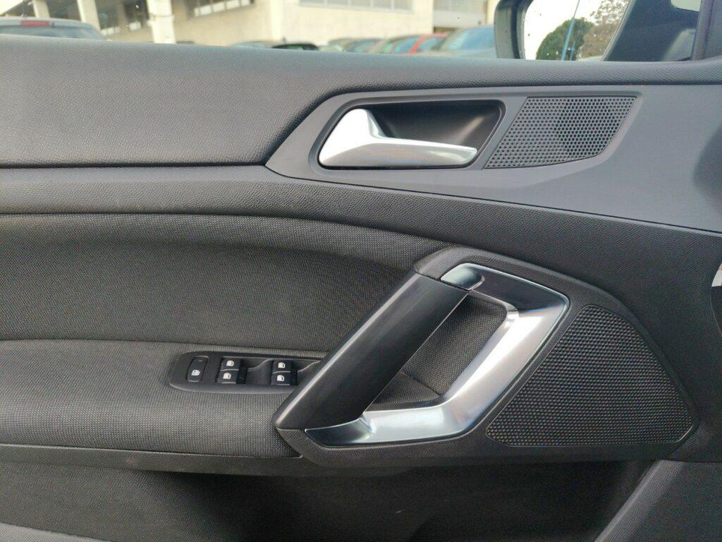 Peugeot 308 5p 1.2 puretech t. Allure s&s 130cv my18