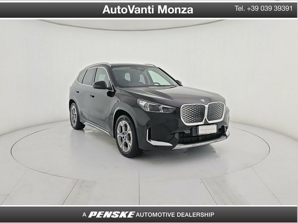 BMW iX1 edrive 20 X-Line