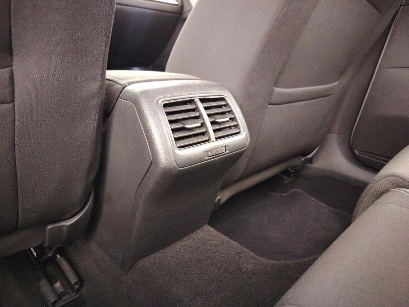 Volkswagen Golf 2.0 tdi Highline 150cv 5p E6