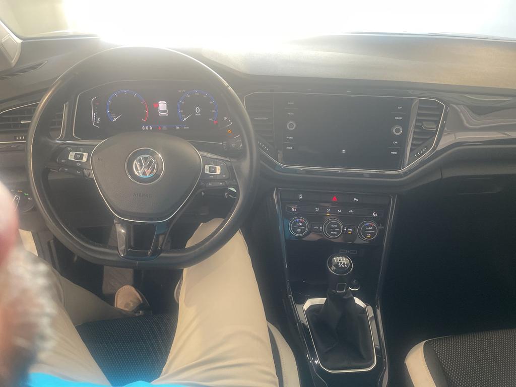 Volkswagen T-Roc 1.0 tsi Advanced
