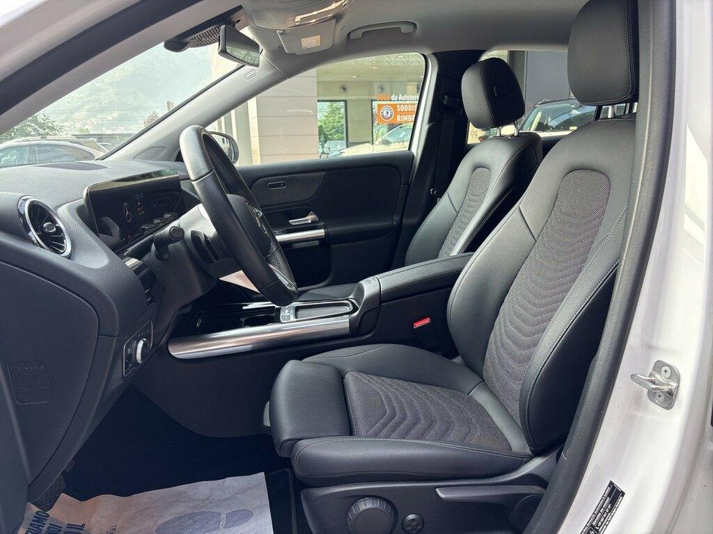 Mercedes GLA 180 d Progressive Advanced auto