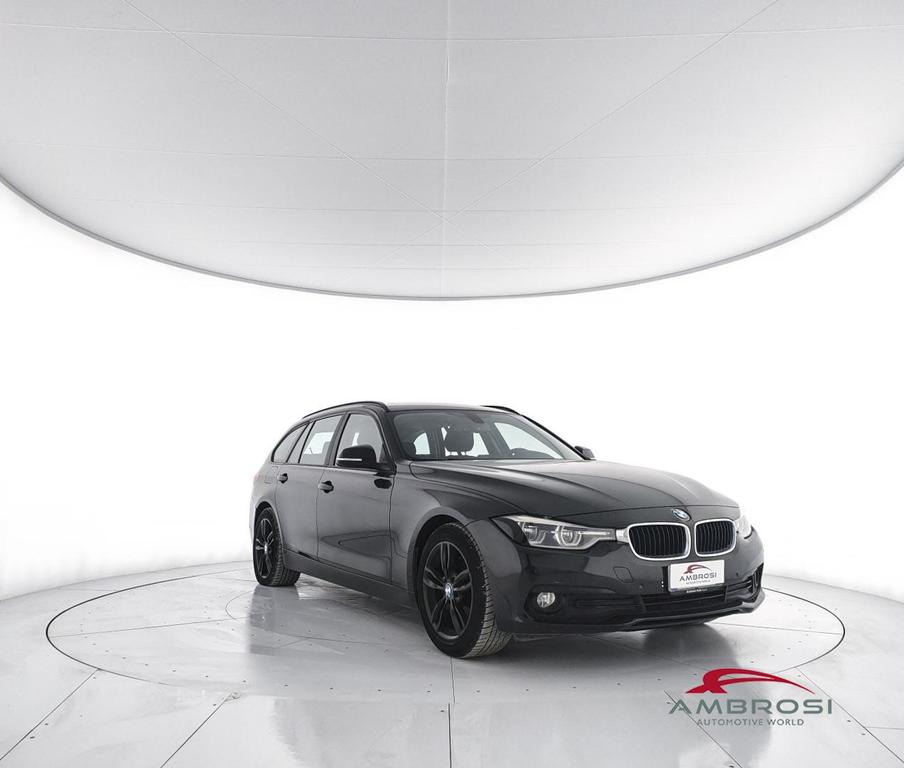BMW Serie 3 318d Touring Business Advantage auto