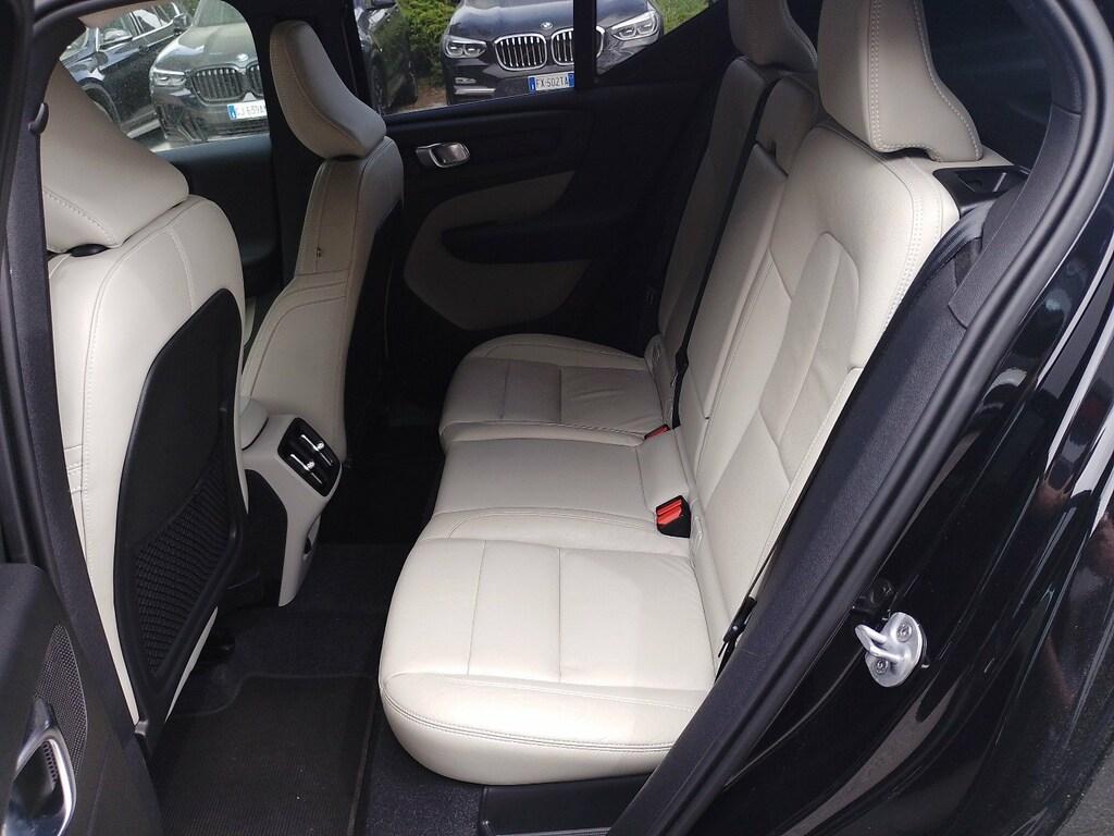 Volvo XC40 2.0 b3 Ultimate Dark auto