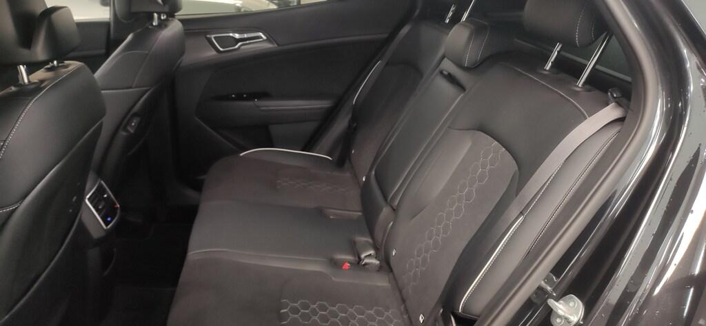 Kia Sportage 1.6 tgdi hev GT-line at