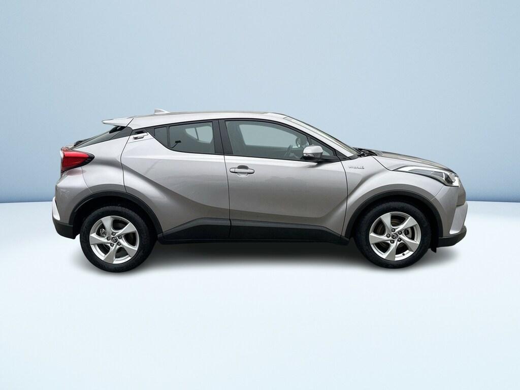 Toyota C-HR 1.8h Active 2wd e-cvt