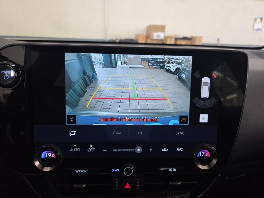 Lexus NX 2.5 hybrid Business 4wd e-cvt